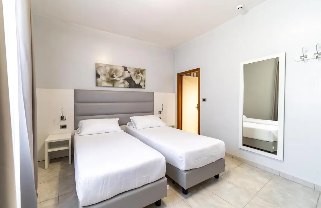 Hotel University-1